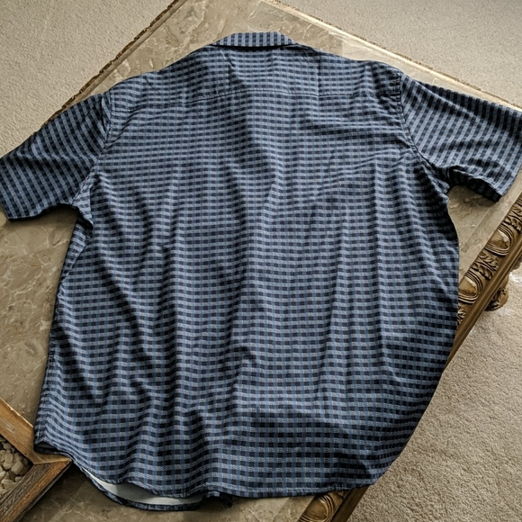 Silky button down - XL - Picture 3 of 7